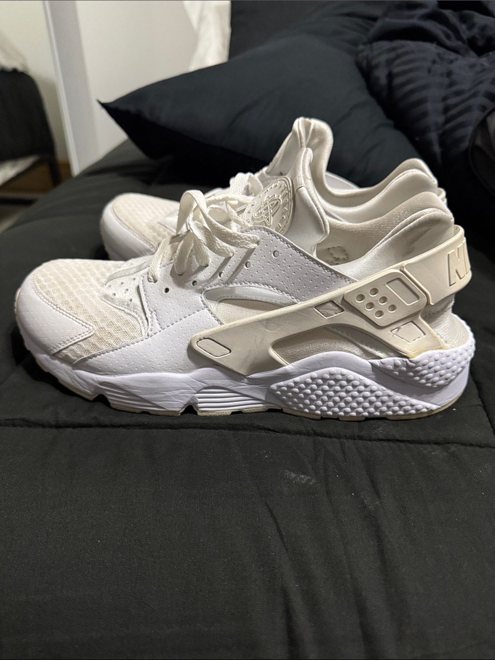 Nike Huarache Triple White Sz. 12